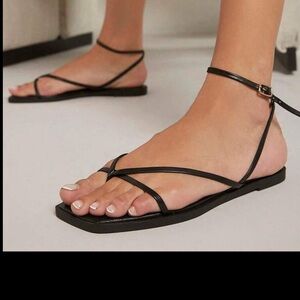 SHEIN Black Strappy Flat Sandals